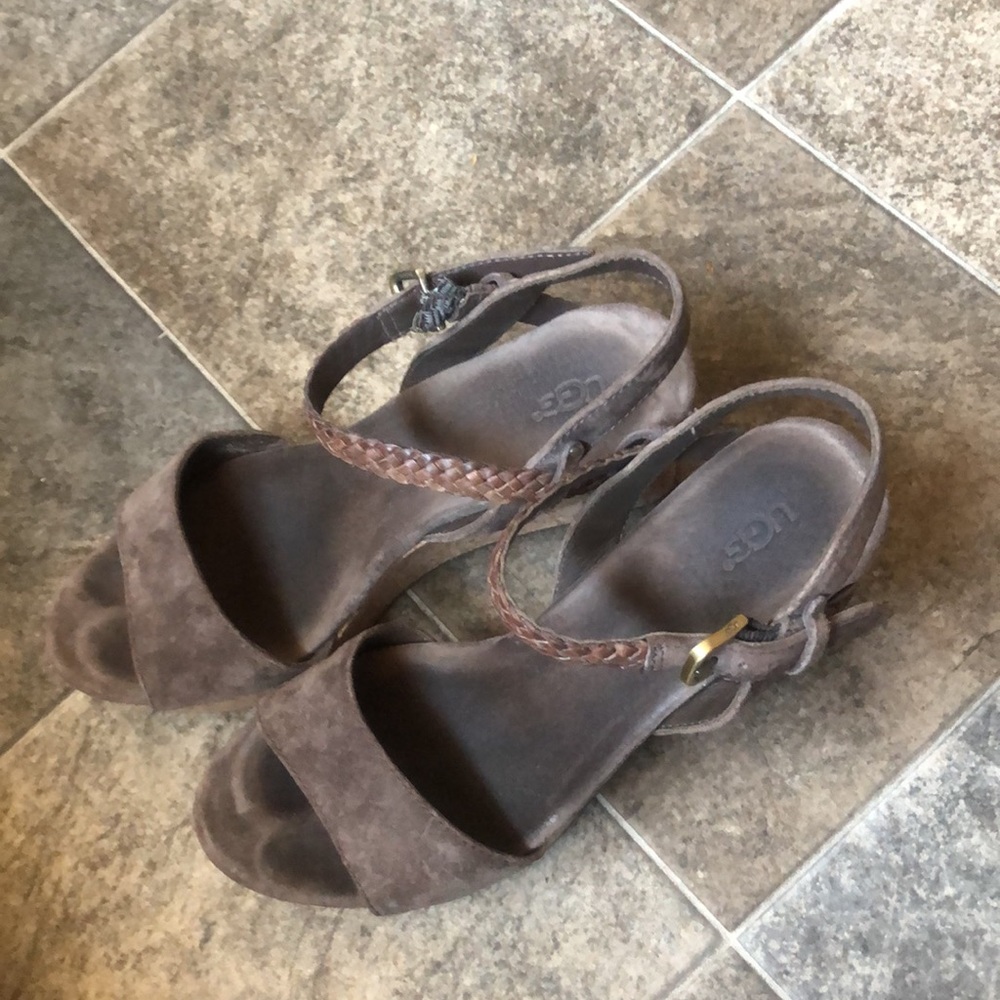 UGG Chocolate D'Alessio Suede Wedge - Picture 3 of 9